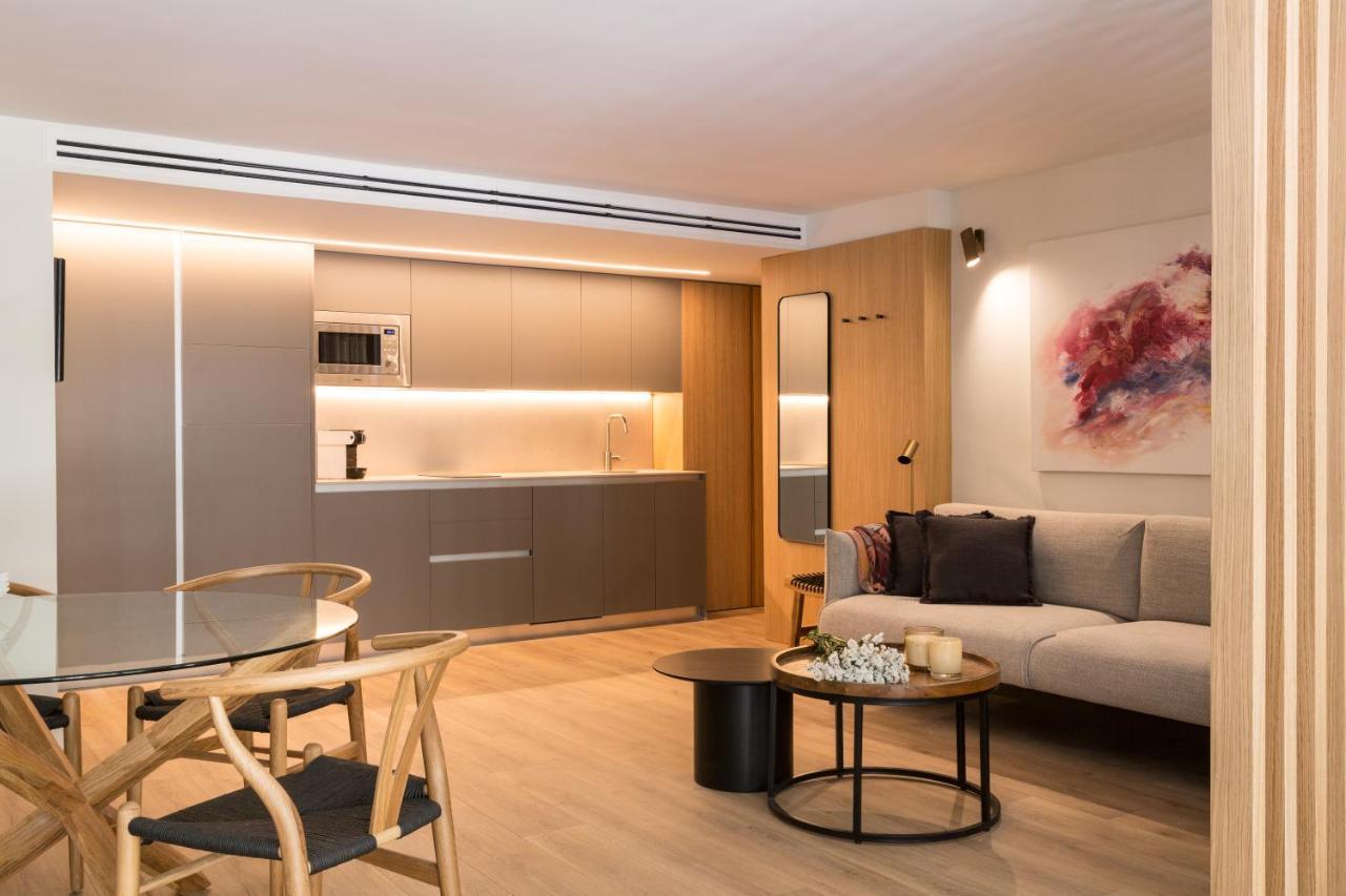 Puerta Catedral Suites Sevilla Eksteriør bilde