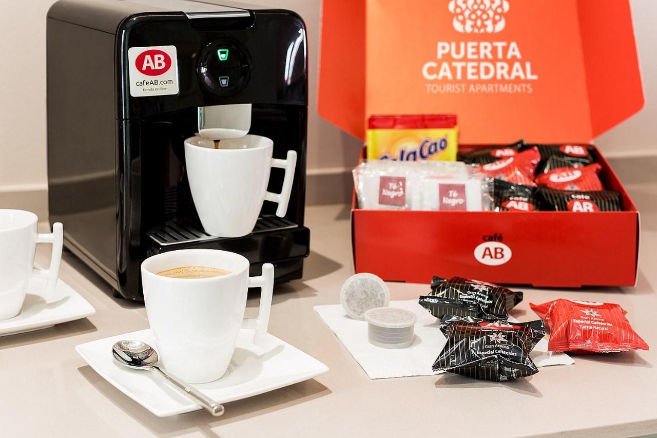 Puerta Catedral Suites Sevilla Eksteriør bilde