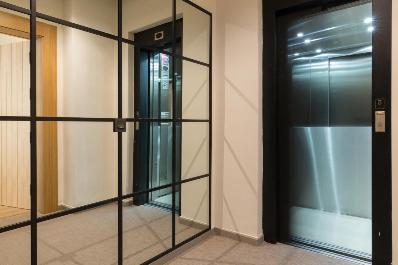 Puerta Catedral Suites Sevilla Eksteriør bilde